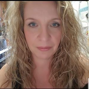 Meet your Posher, Joann